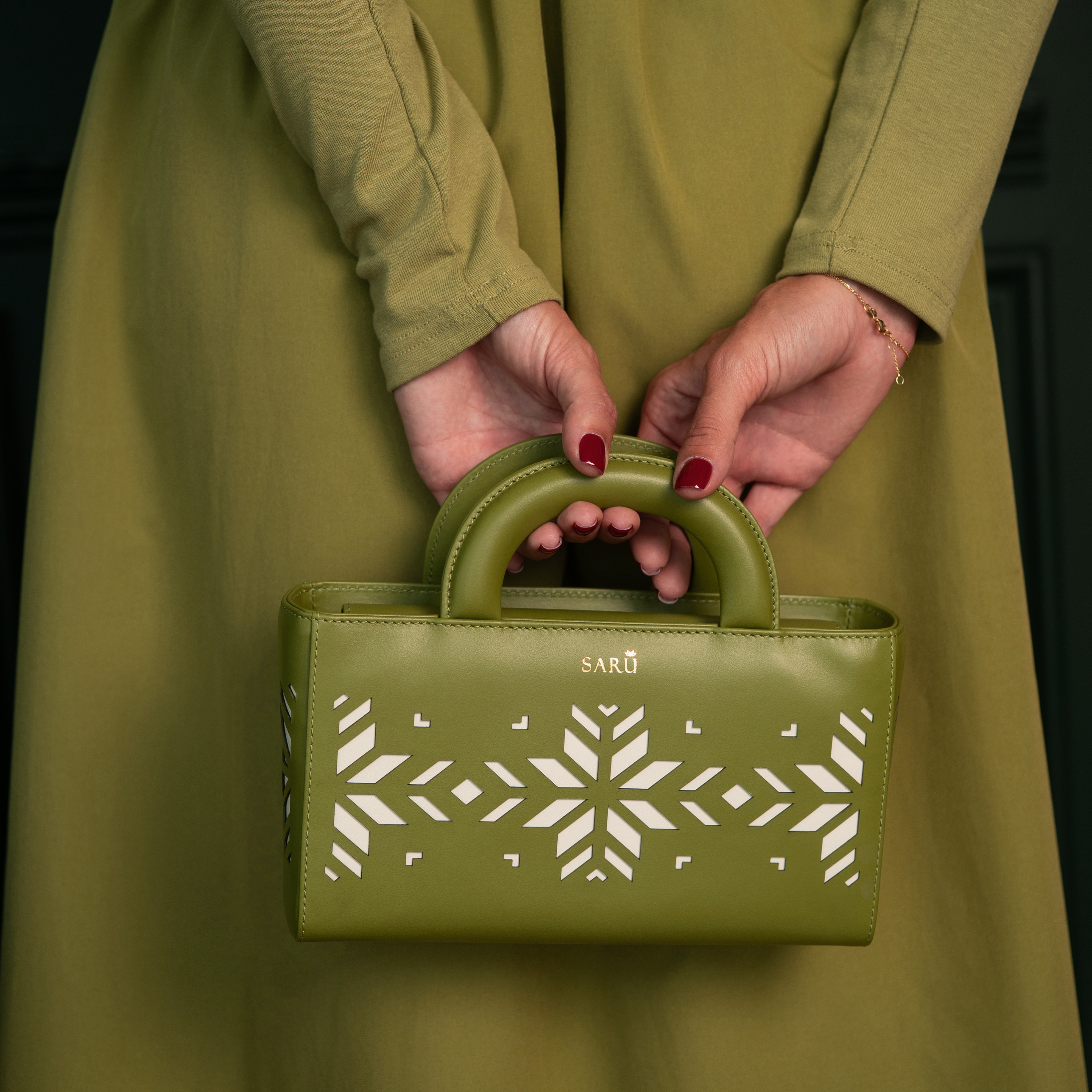 Saru Basket in Olive