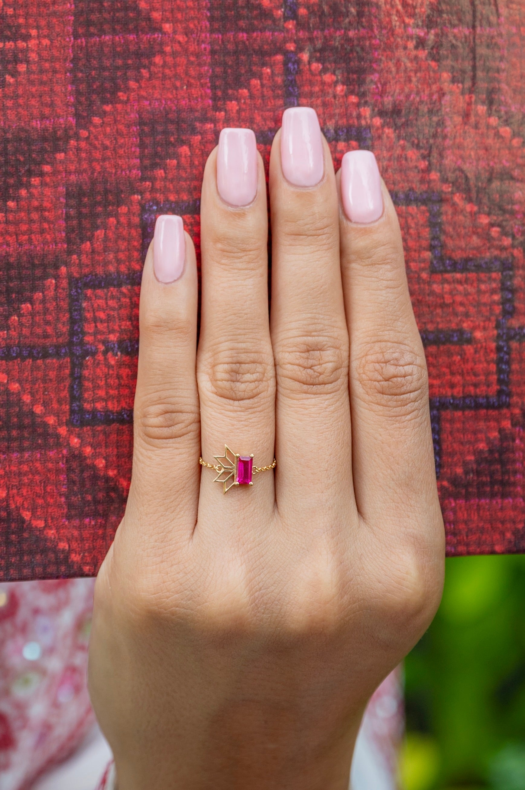 Saru Ruby Chain Ring