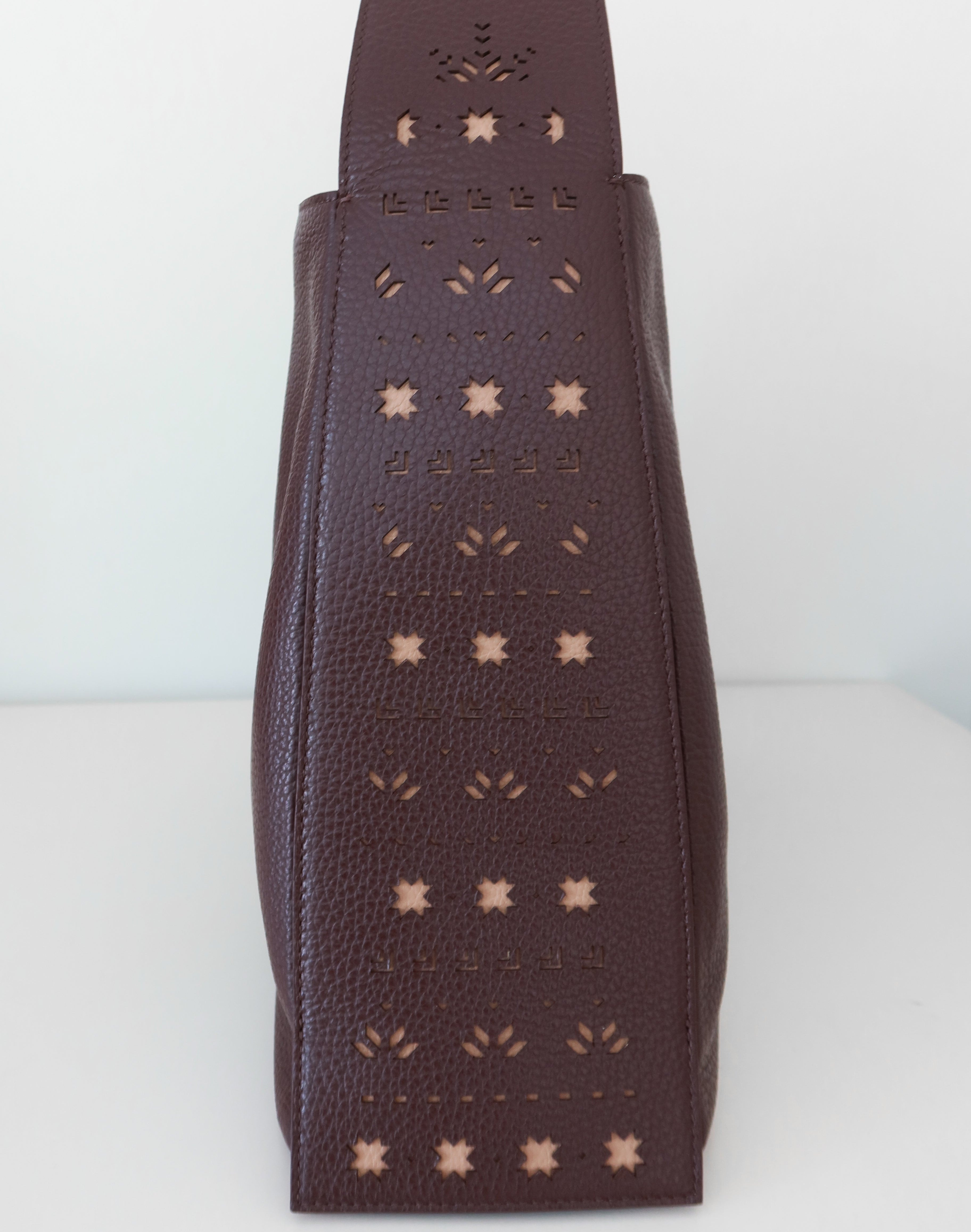 Saru Tote Bag in Dark Burgundy