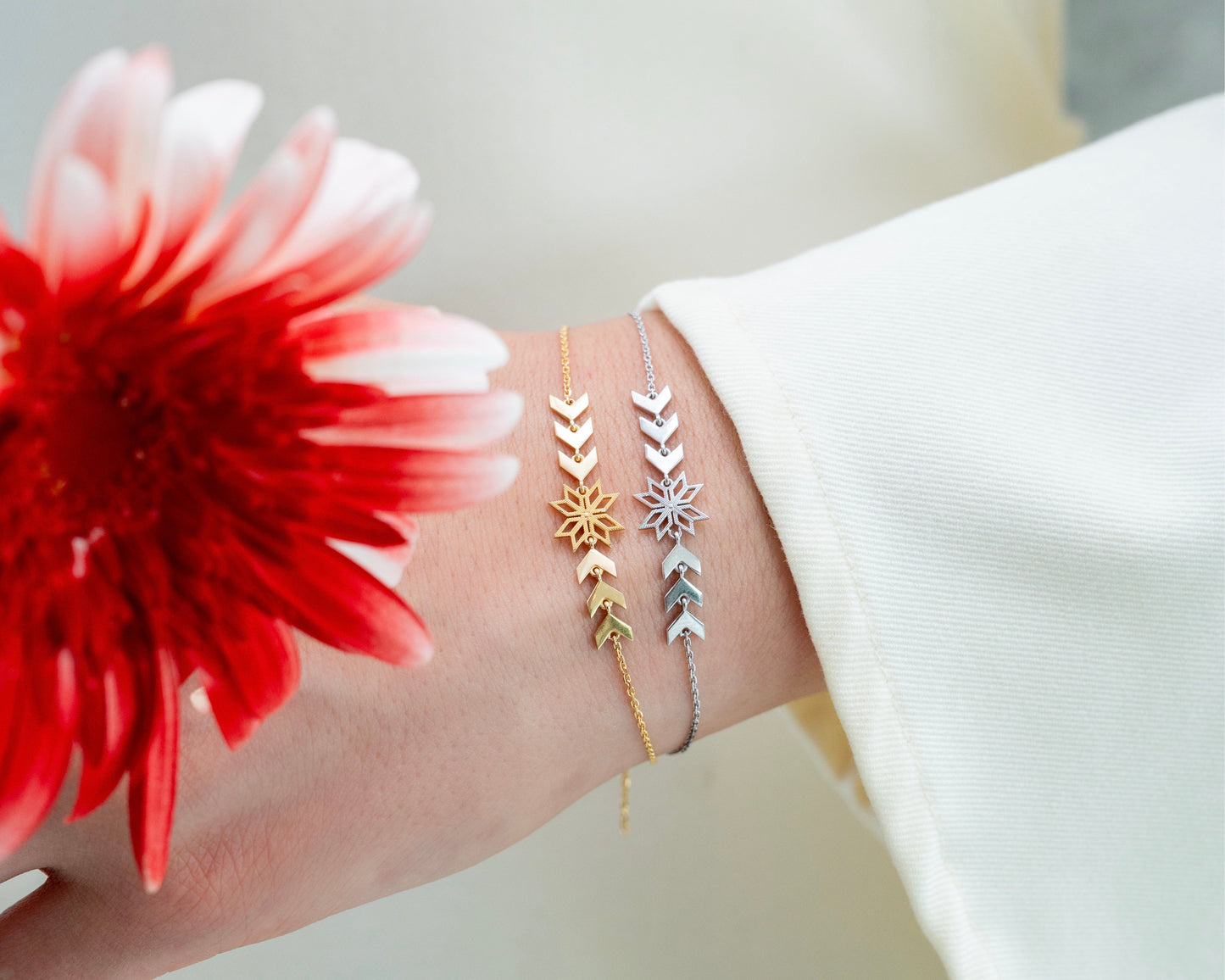 Thalj Bracelet in white gold