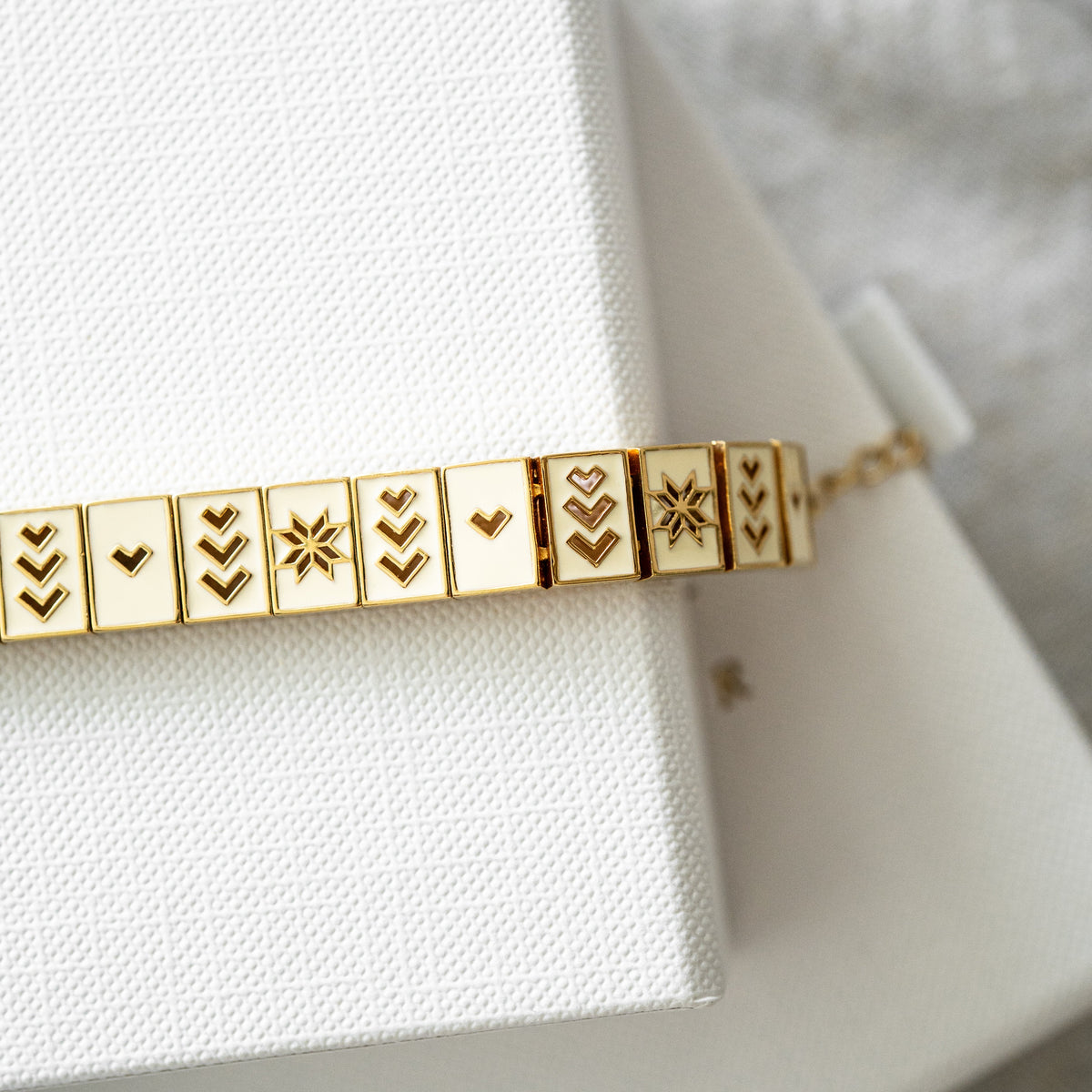 Saru Charm Bracelet - Off White