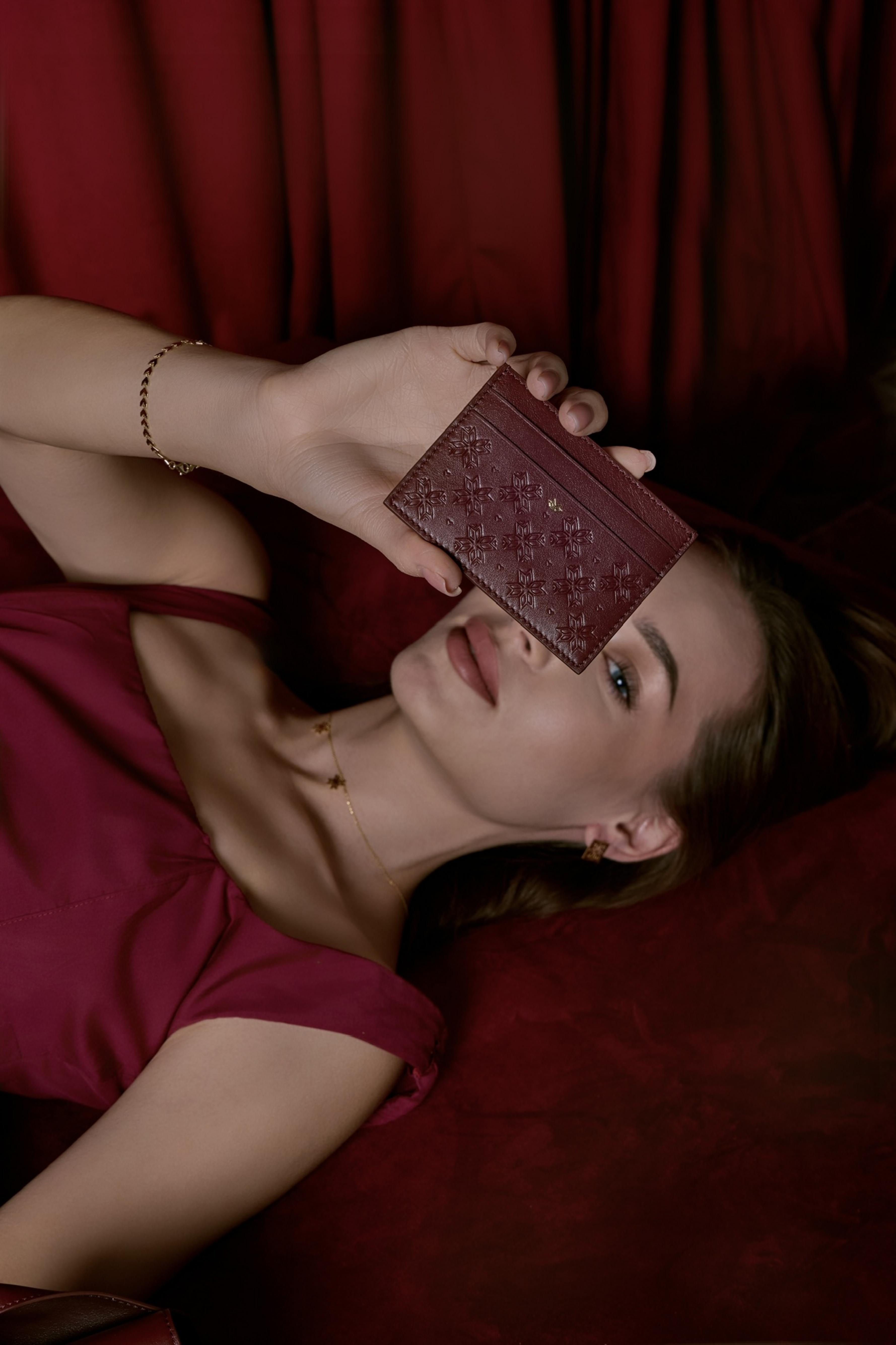Saru Cardholder - Burgundy