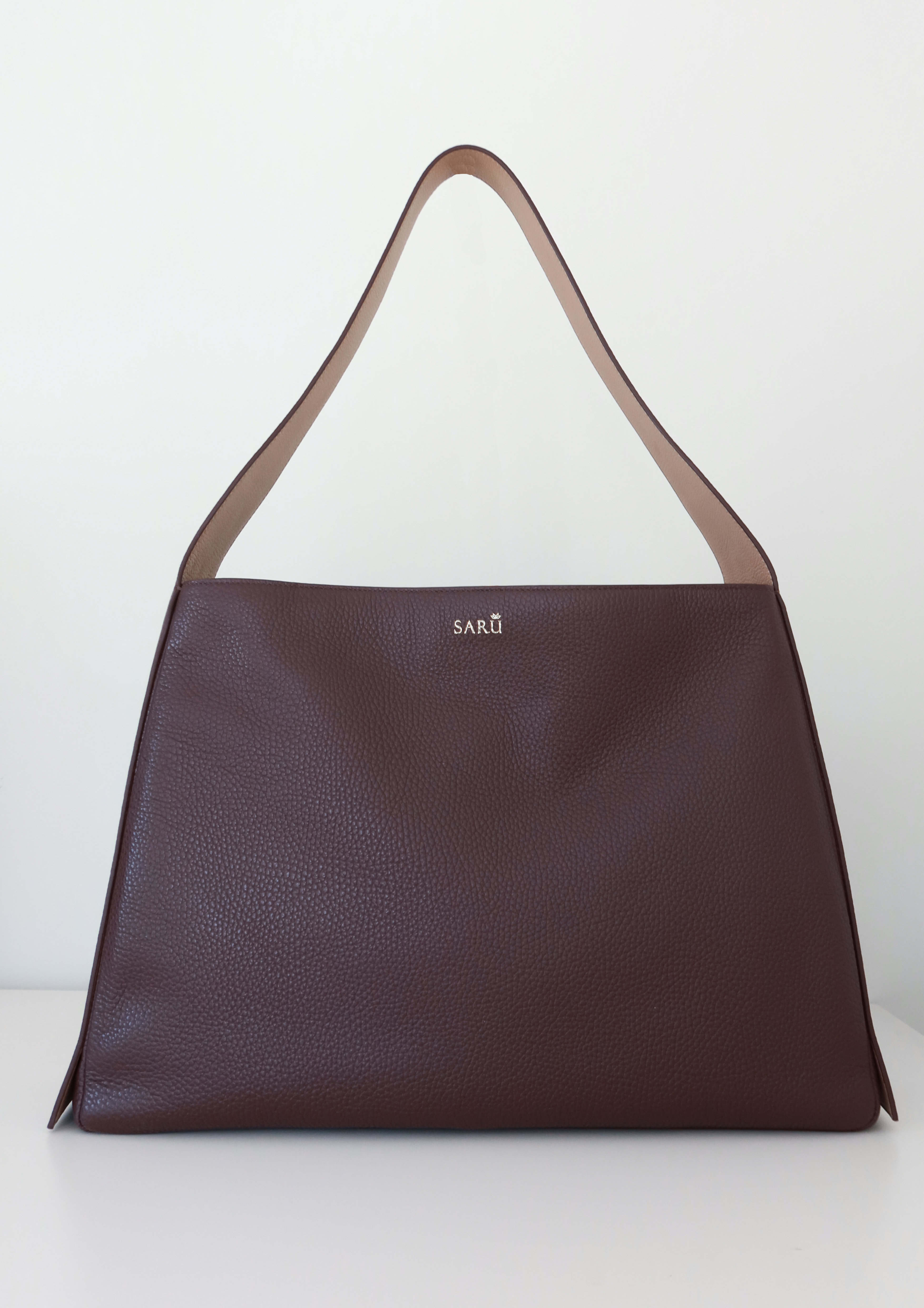 Saru Tote Bag in Dark Burgundy