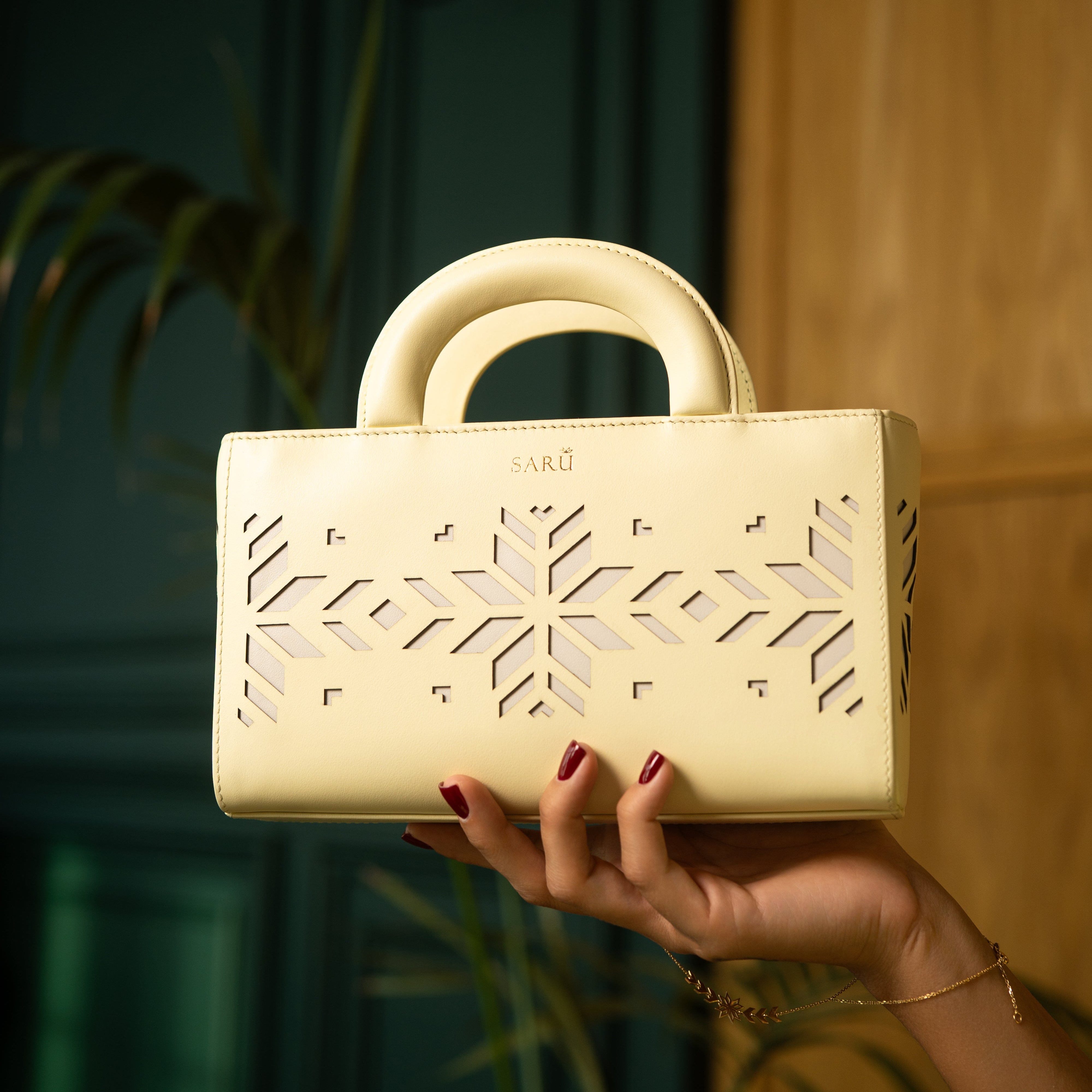 Saru Basket in Butter Yellow