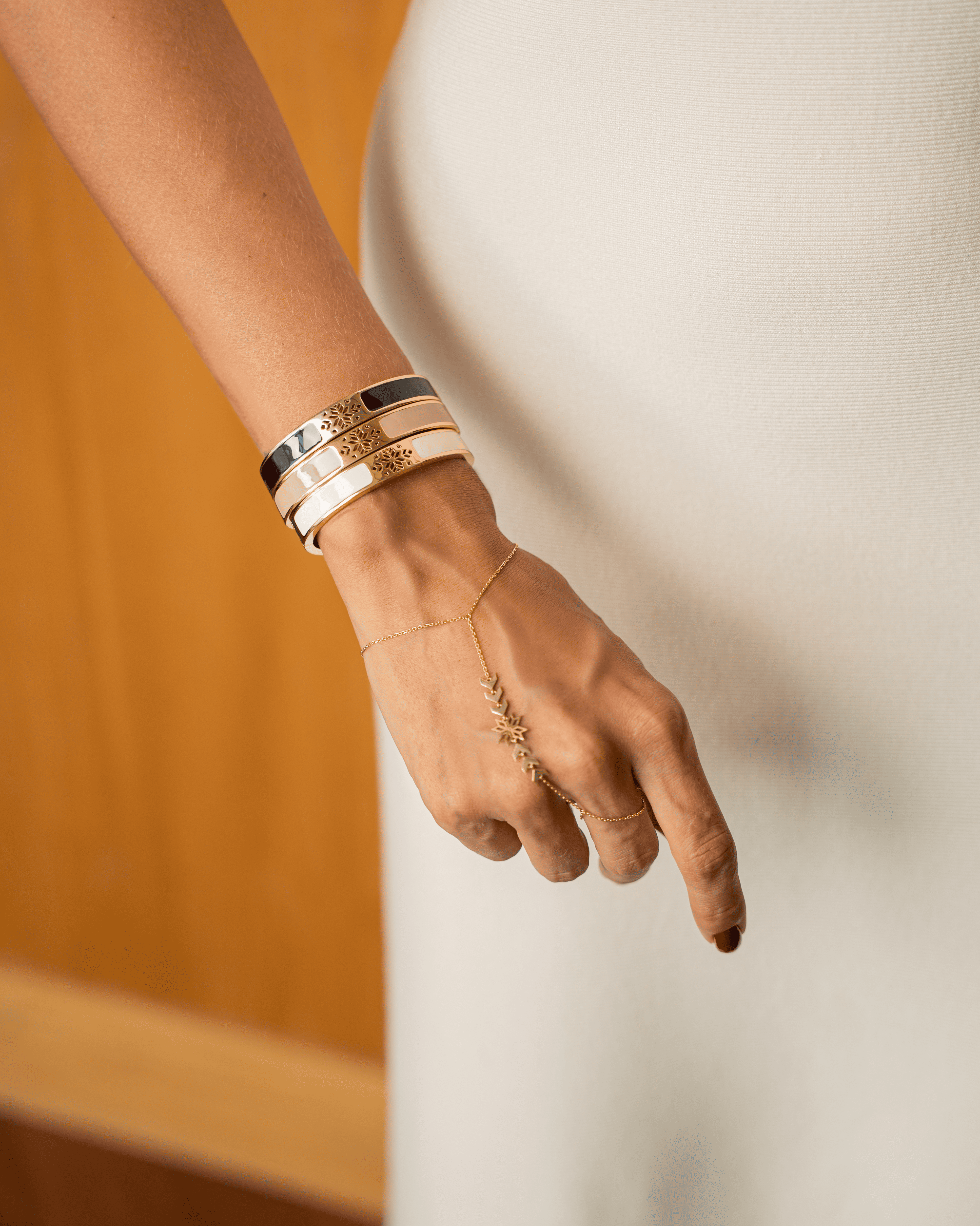 Saru Enamel bracelet - Rose Taupe