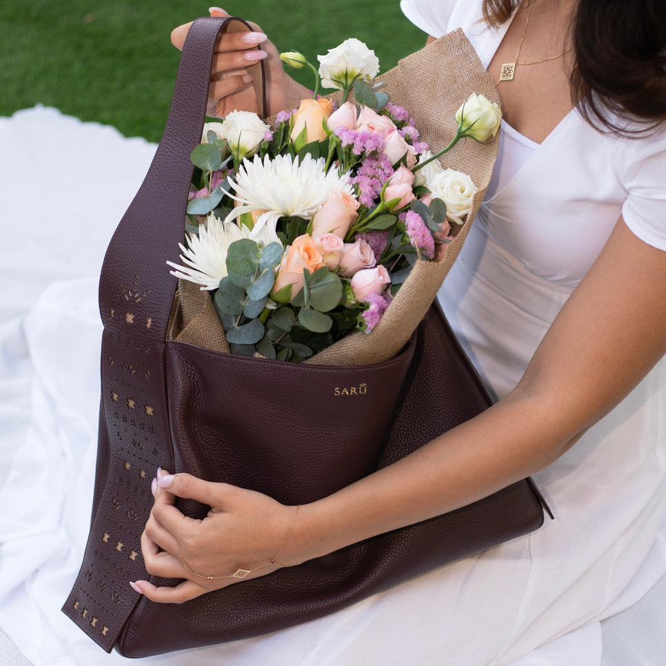 Saru Tote Bag in Dark Burgundy